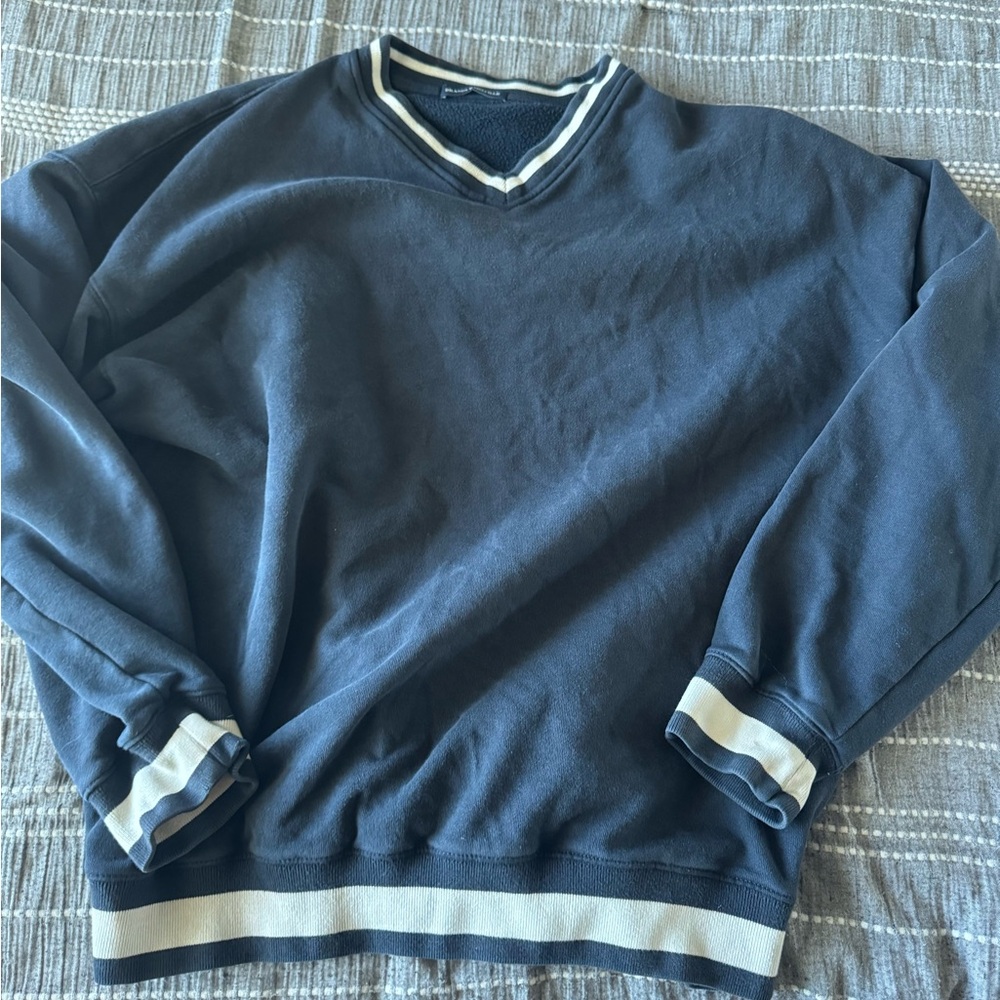 Brandy Melville Erica Trimming Pullover
